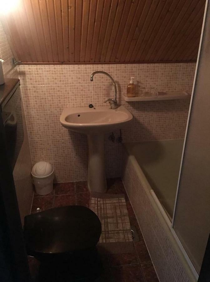 Bago Pince Apartment Hajos Exterior foto